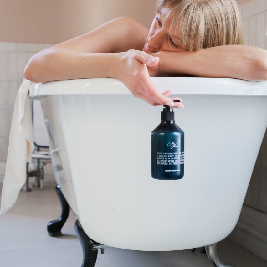 The Hebrides – Highland Cow Design Luxury Hand Wash