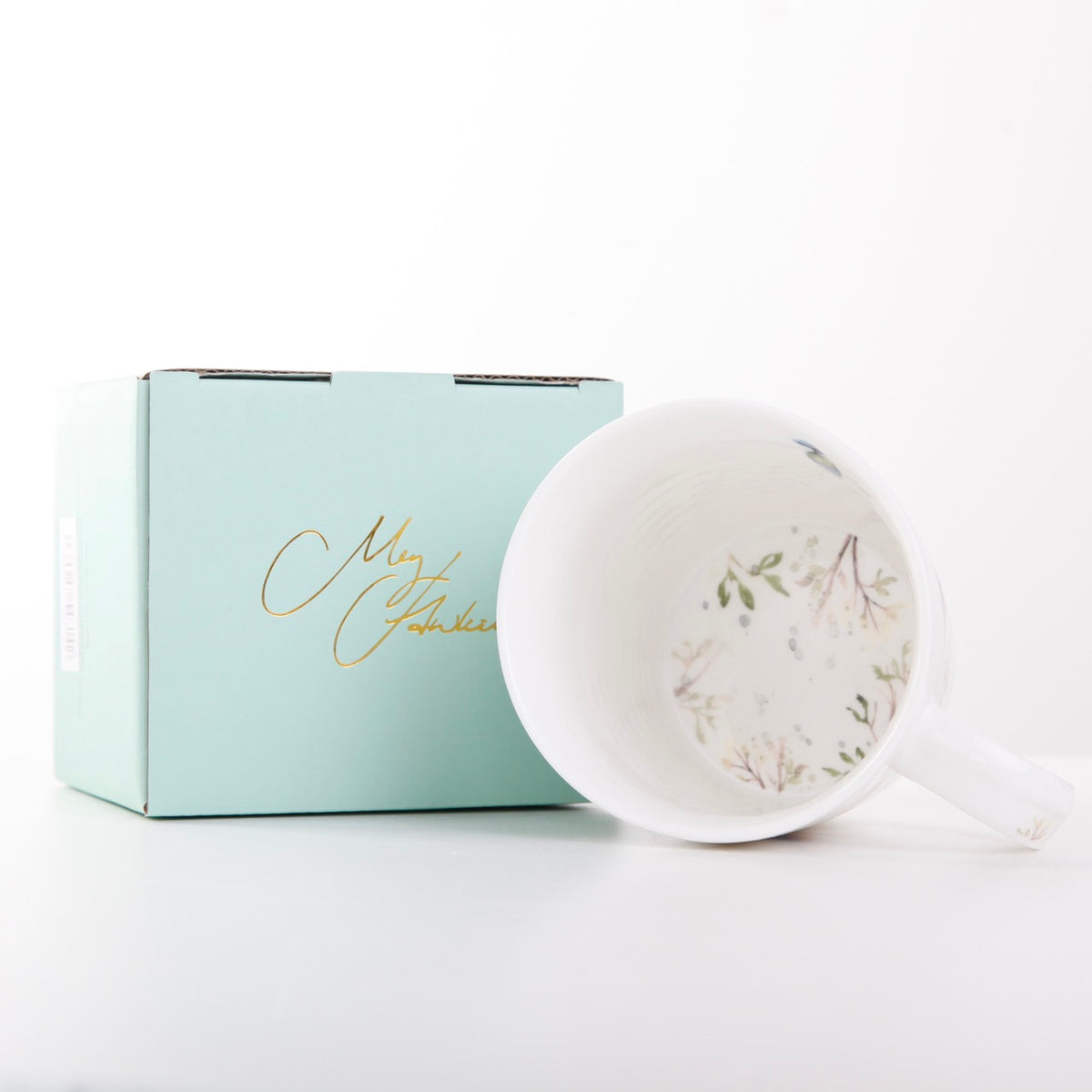 The Lookout – British Birds Design New Bone China Mug