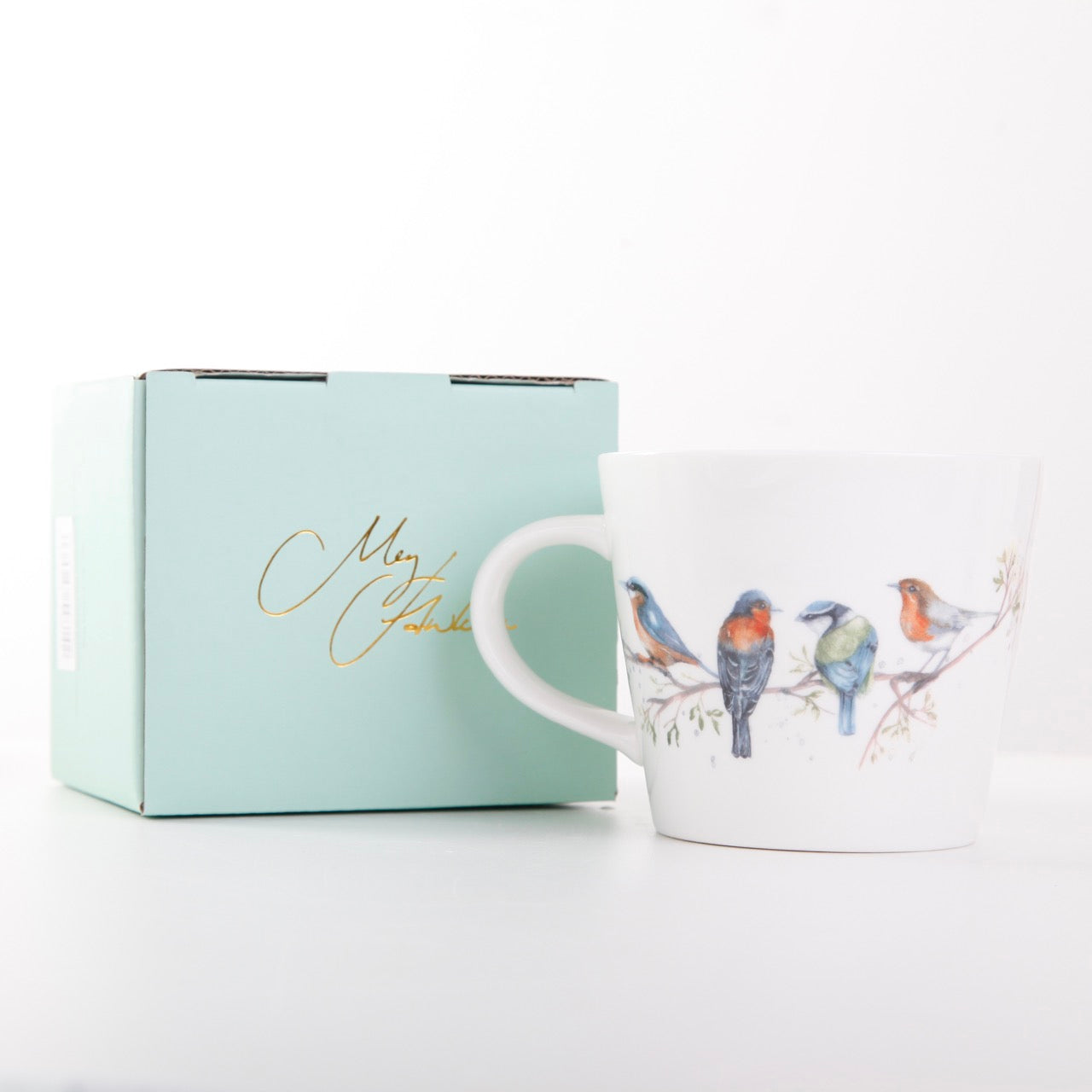 The Lookout – British Birds Design New Bone China Mug